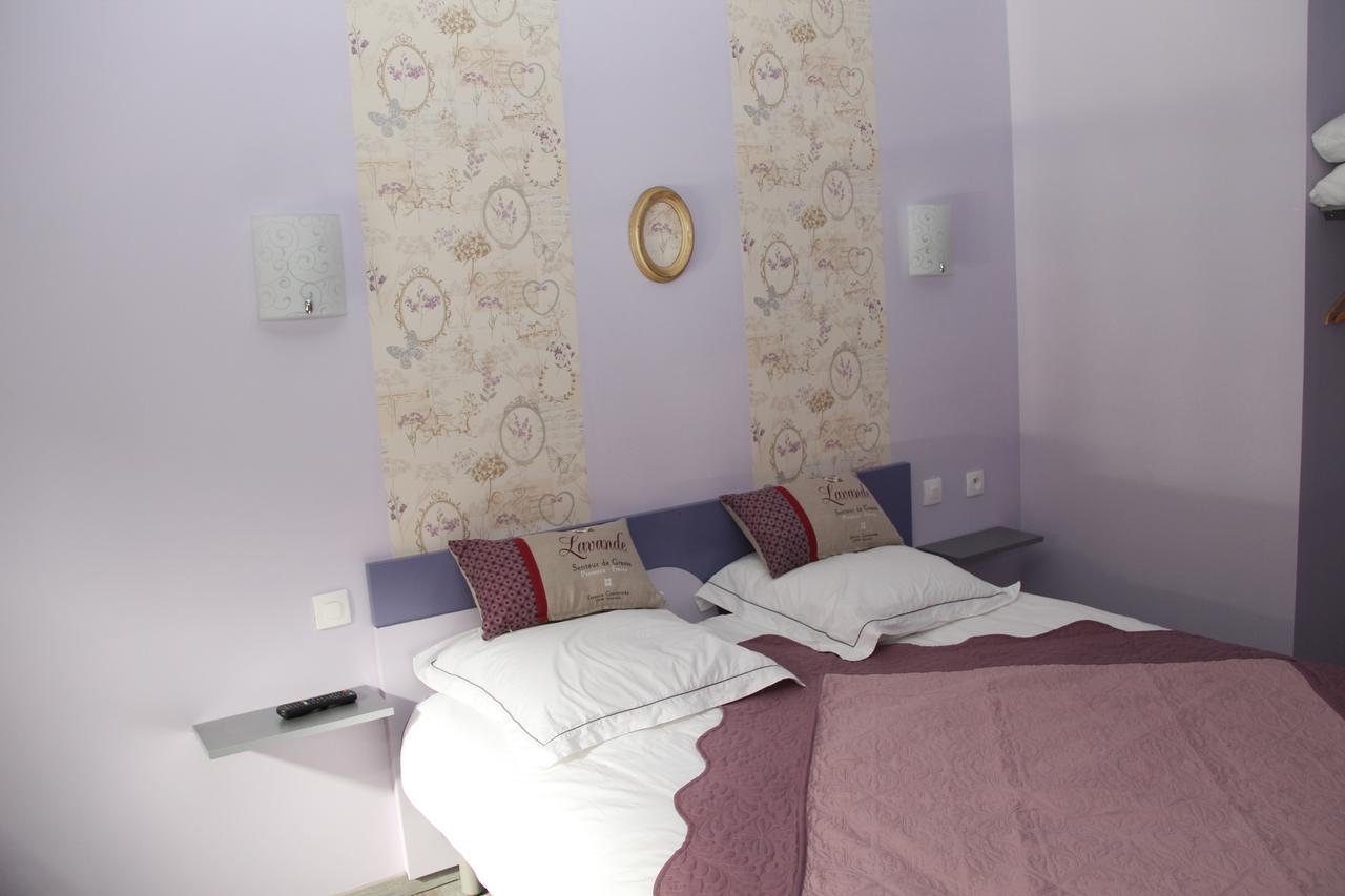Saint-Siméon-de-Bressieux Sous Le Figuier Bed & Breakfast エクステリア 写真